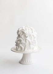 Meringue cake